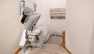 Stairlift-Bruno-Elite-CRE-2110-Top-Of-Stairs-2