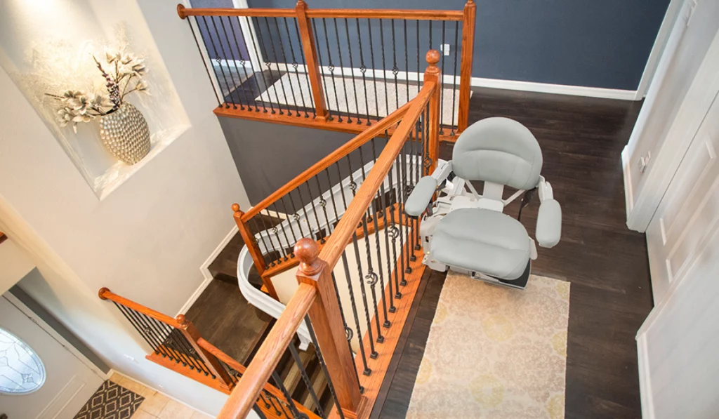 indoor curved stair lift in los angeles